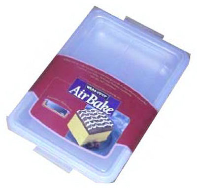 AirBake Cake Pan, Covered, 13 x 9 x 2-1/4-In. Covered